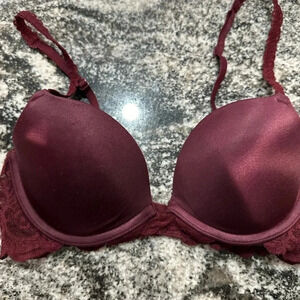 Victoria’s Secret pink‎ bra